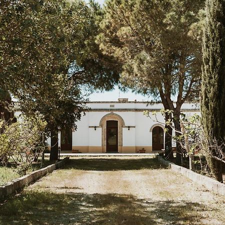 Bio-Agriturismo Masseria La Palombara Salve Eksteriør bilde
