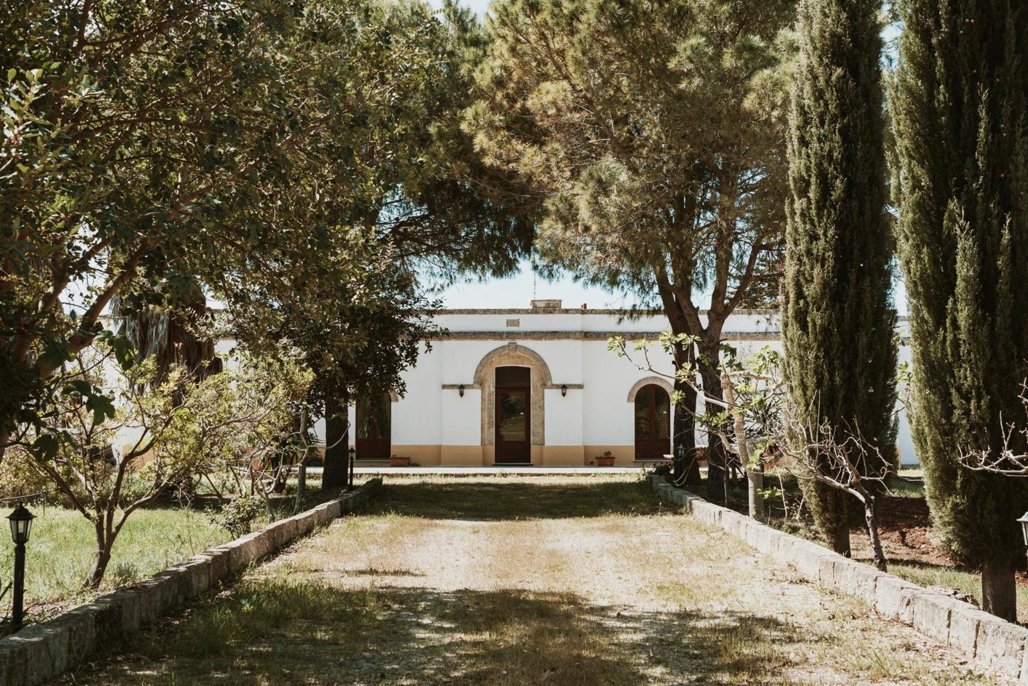 Bio-Agriturismo Masseria La Palombara Salve Eksteriør bilde