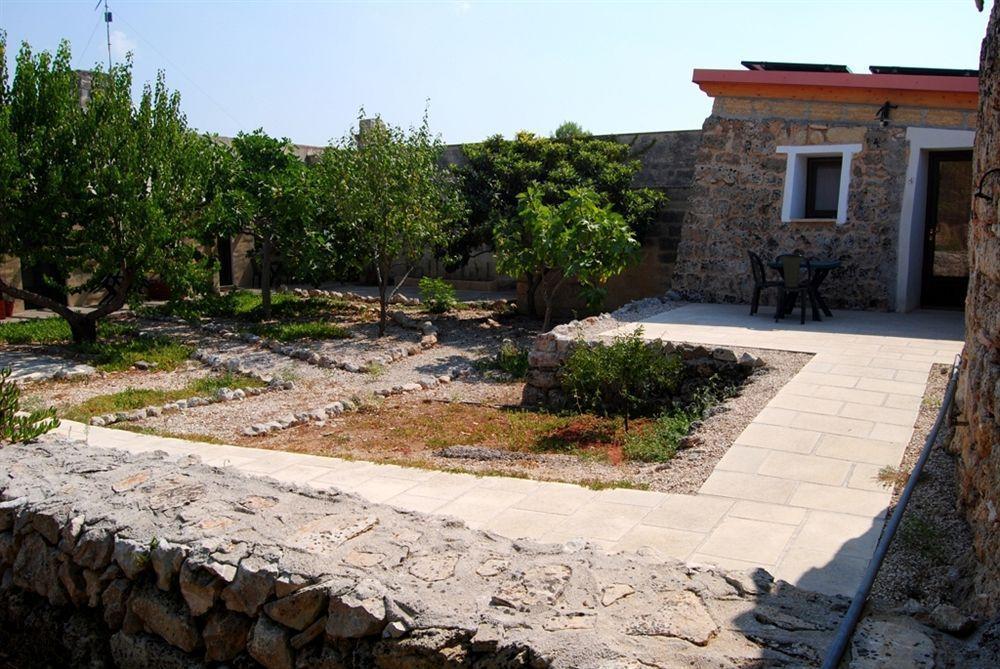Bio-Agriturismo Masseria La Palombara Salve Eksteriør bilde